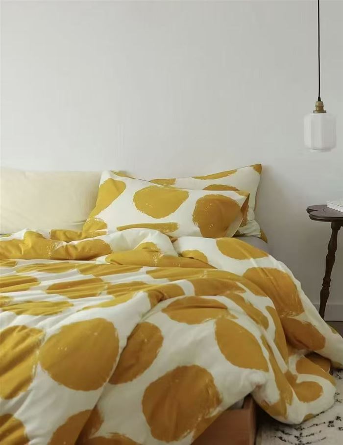 Thickened 4-piece bedding set closeout 1000 sets