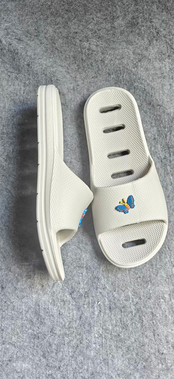 Slippers 18000 pairs